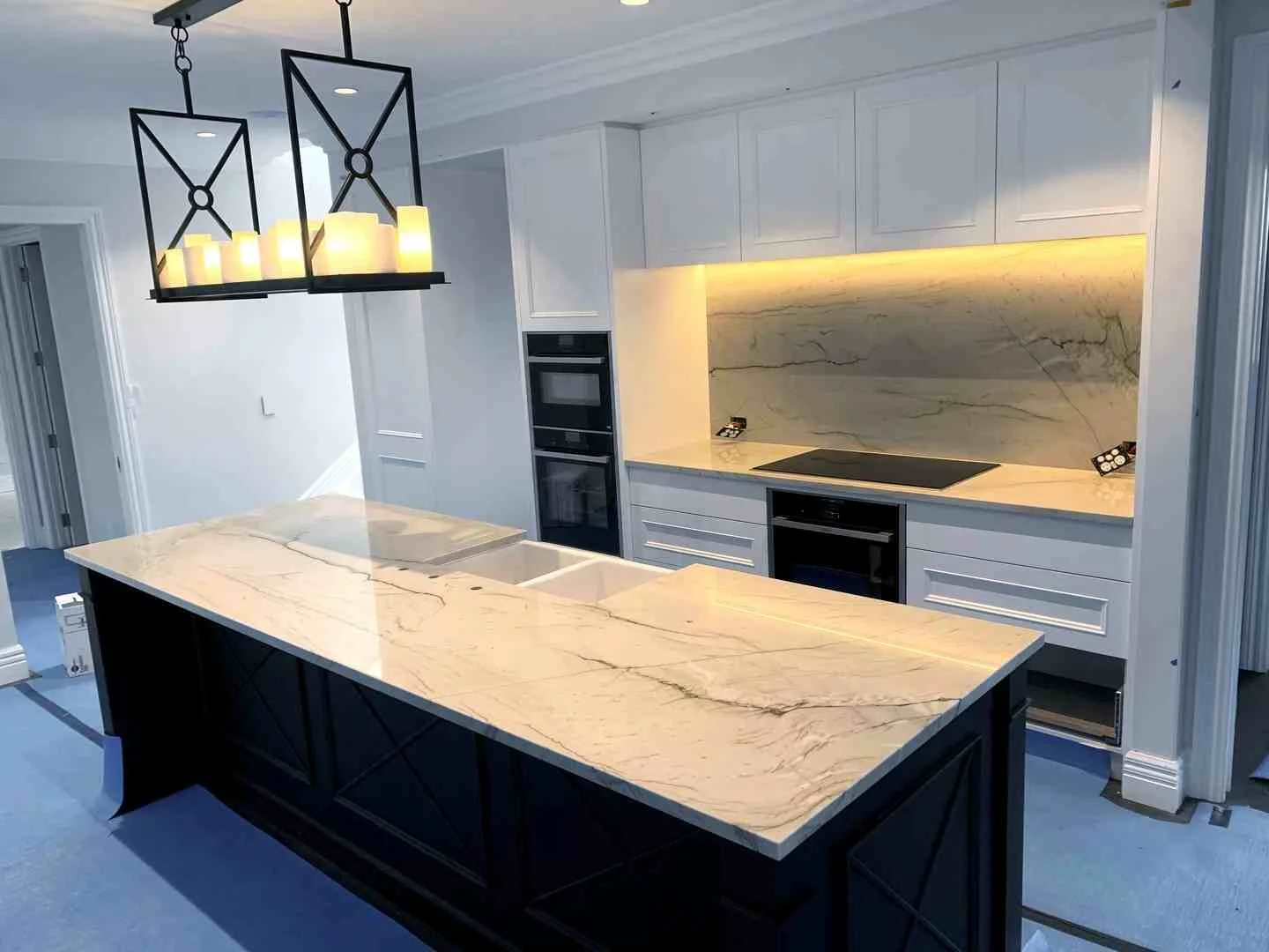 Striking Quartzite Surfaces Sparkle, Strength, and Style — Art Stone